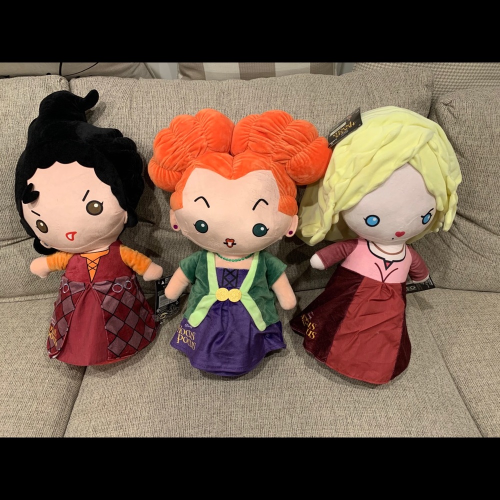 Hocus Pocus Greeters